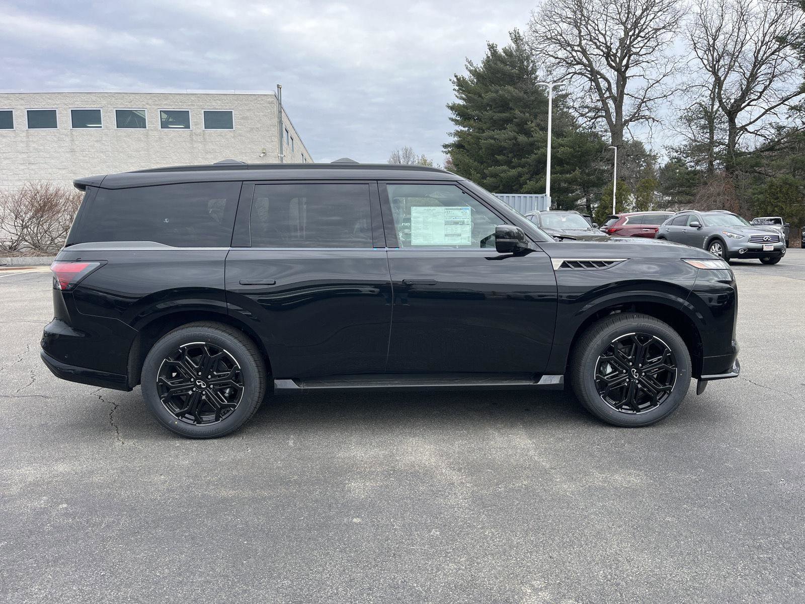 New 2026 INFINITI QX80 4WD w/ Sport Exterior Package image 2