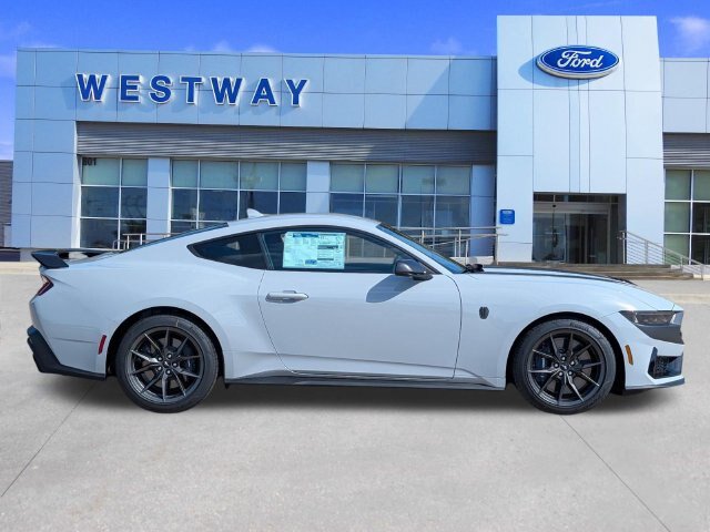 New 2026 Ford Mustang Dark Horse RWD image 31