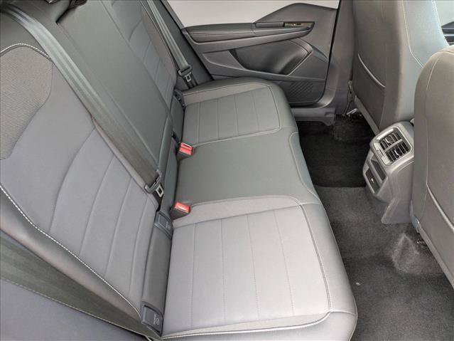 Used 2024 Volkswagen Taos SE FWD image 18