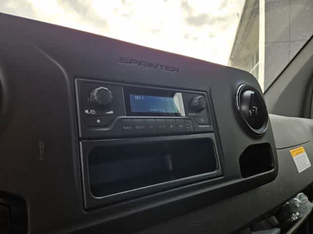 Used 2026 Mercedes-Benz Sprinter 2500 image 26