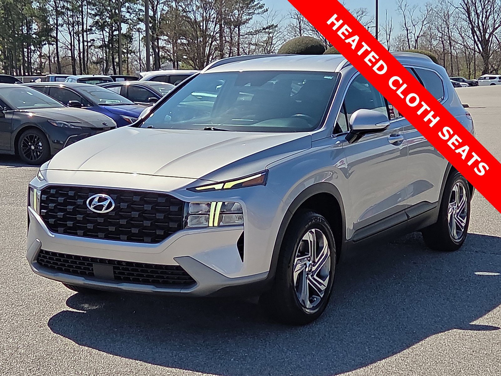 Used 2023 Hyundai Santa Fe SEL w/ Cargo Package image 2