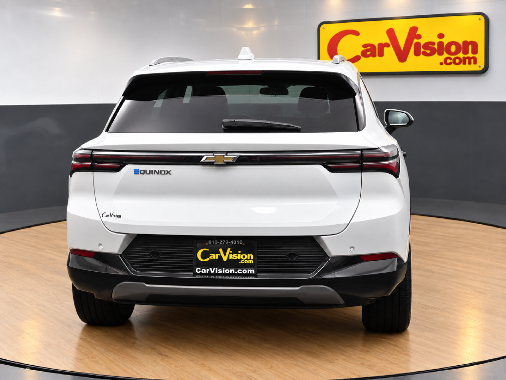 Used 2025 Chevrolet Equinox EV LT w/ Convenience Package FWD image 4