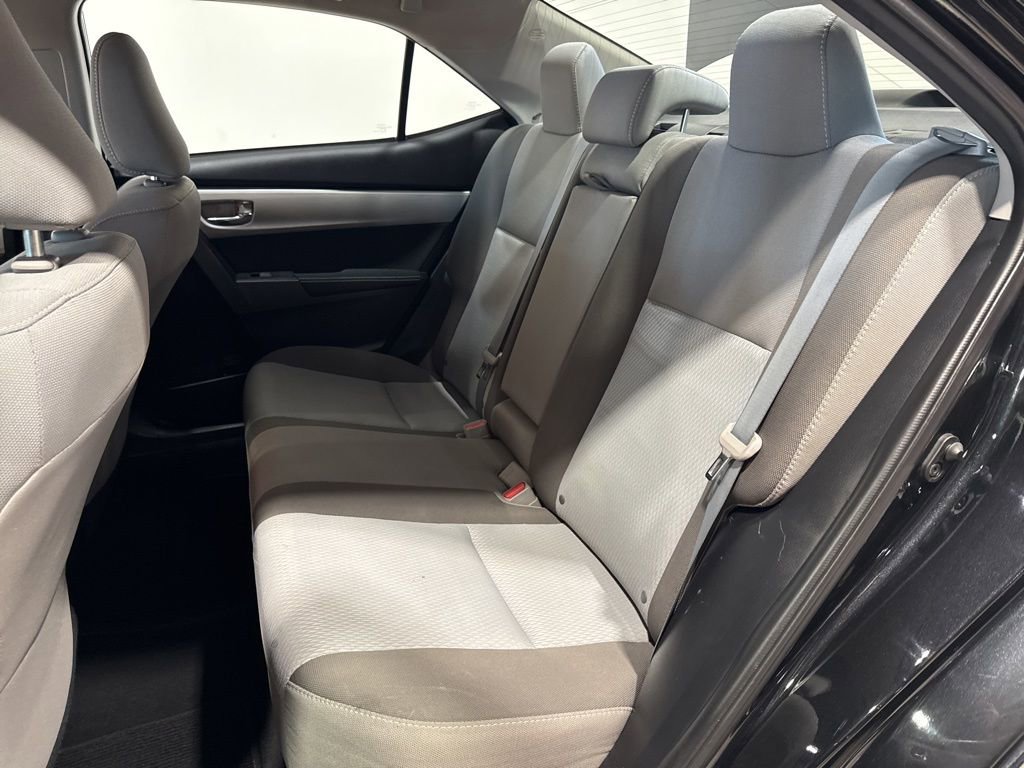 Used 2017 Toyota Corolla L image 29