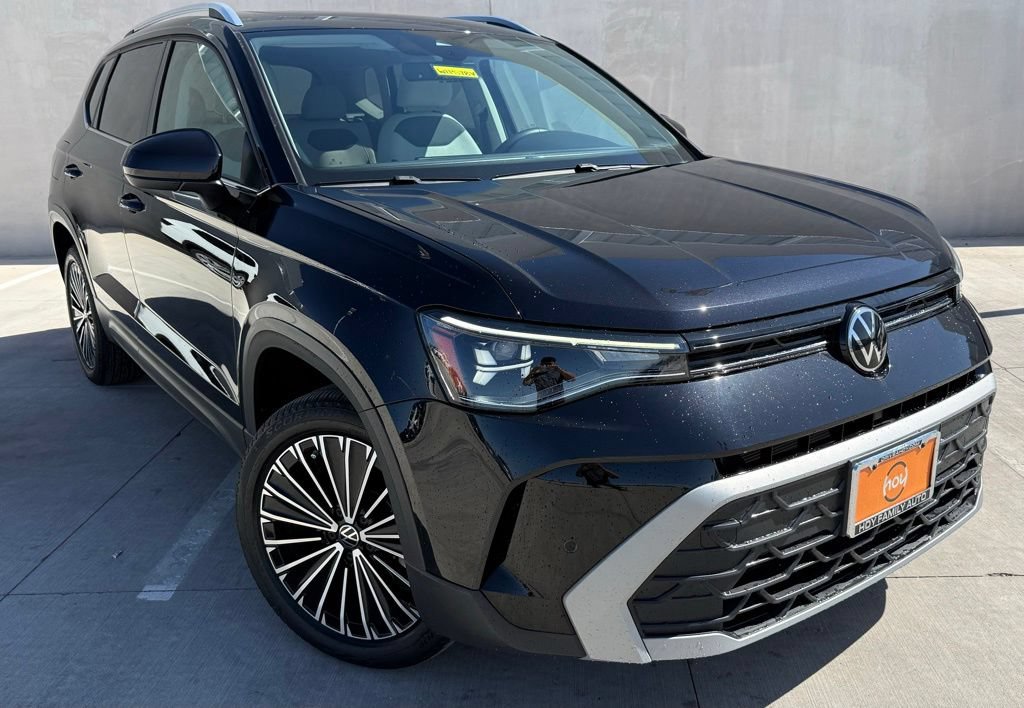 Certified 2025 Volkswagen Taos SE