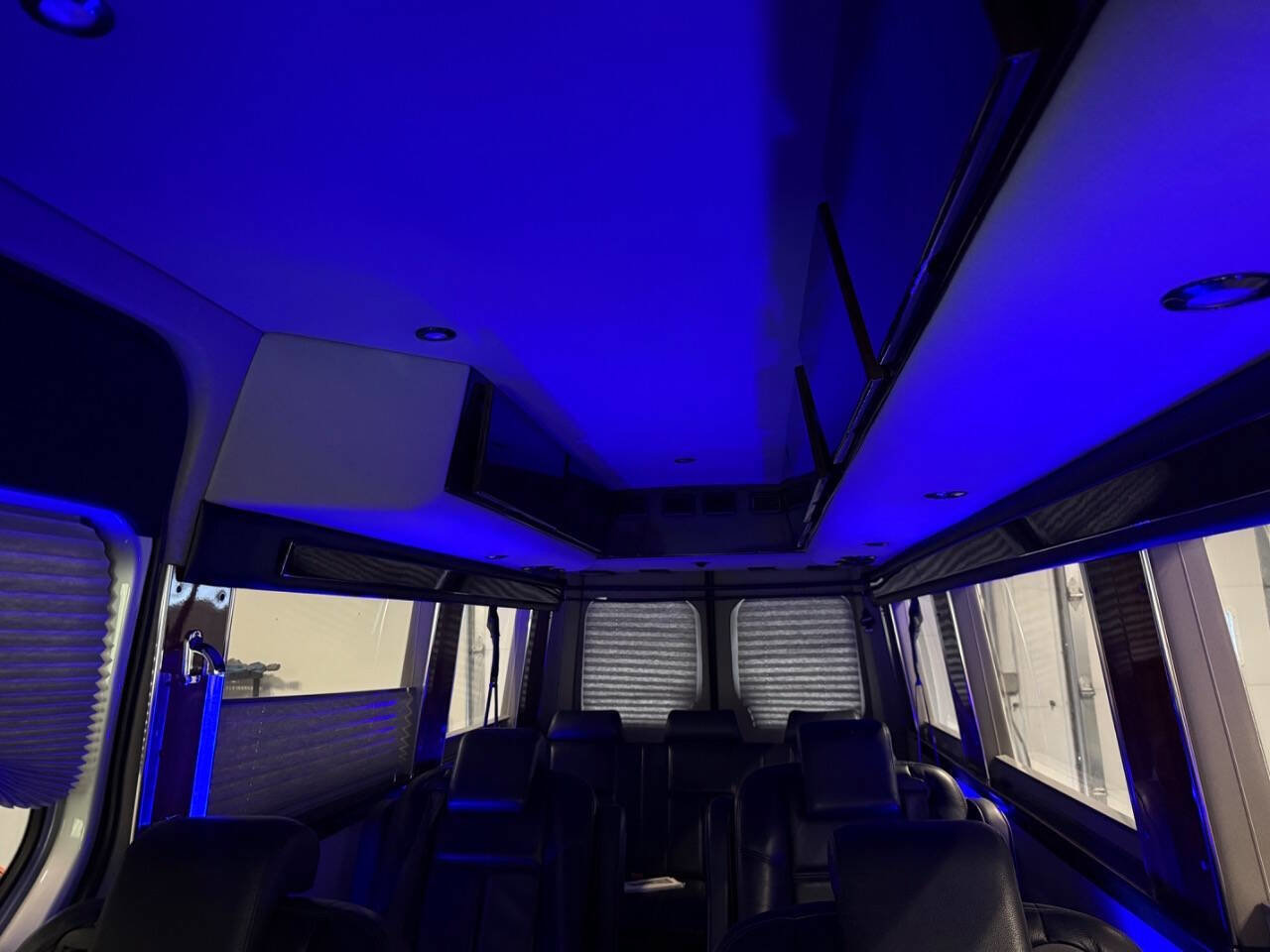 Used 2009 Dodge Sprinter 2500 image 10