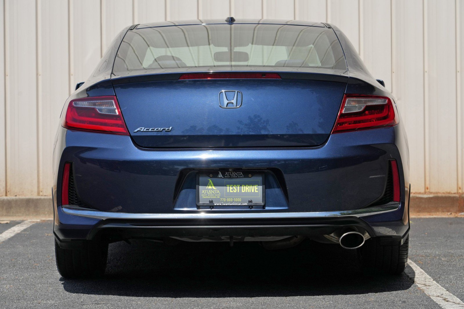 Used 2017 Honda Accord EX image 10