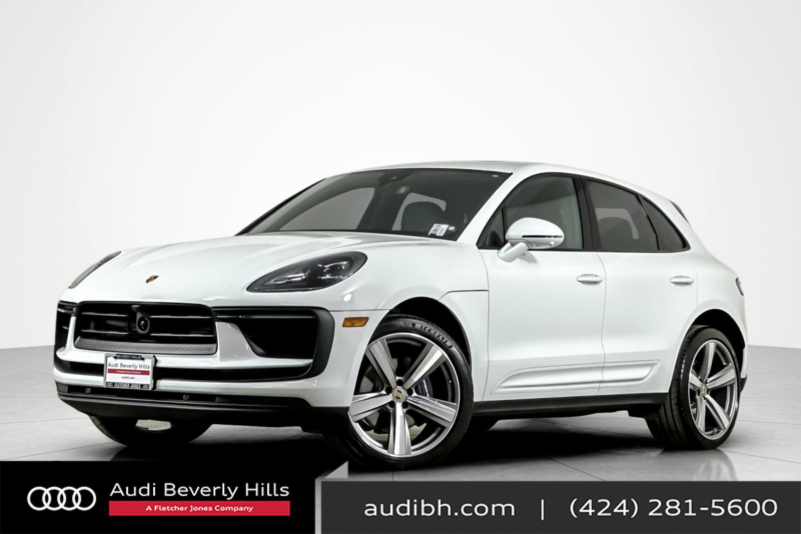 Used 2025 Porsche Macan w/ Premium Package Plus