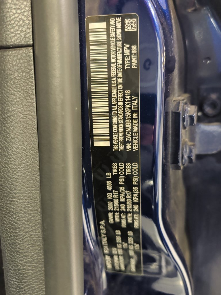 Used 2019 Jeep Renegade Latitude w/ Cold Weather Group AWD/4WD image 3