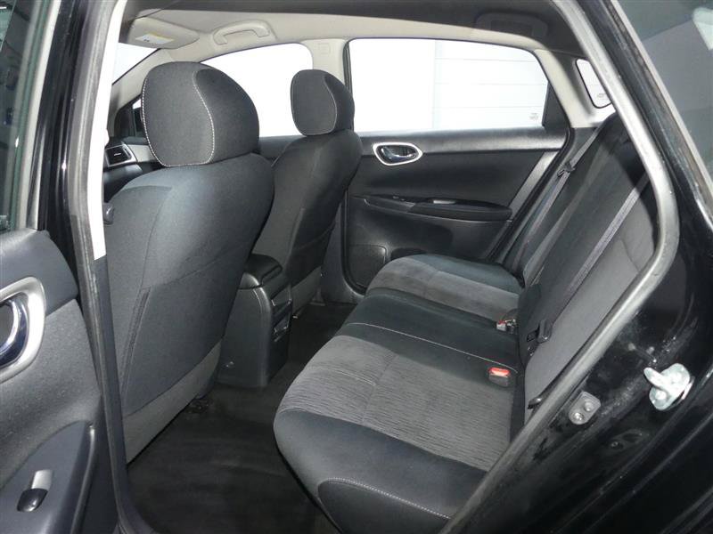Used 2015 Nissan Sentra SV FWD image 25