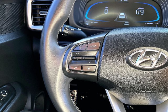 Used 2026 Hyundai Venue SEL FWD image 10