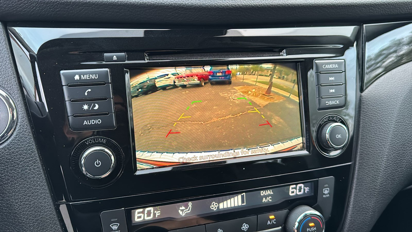 Used 2022 Nissan Rogue Sport SV image 34