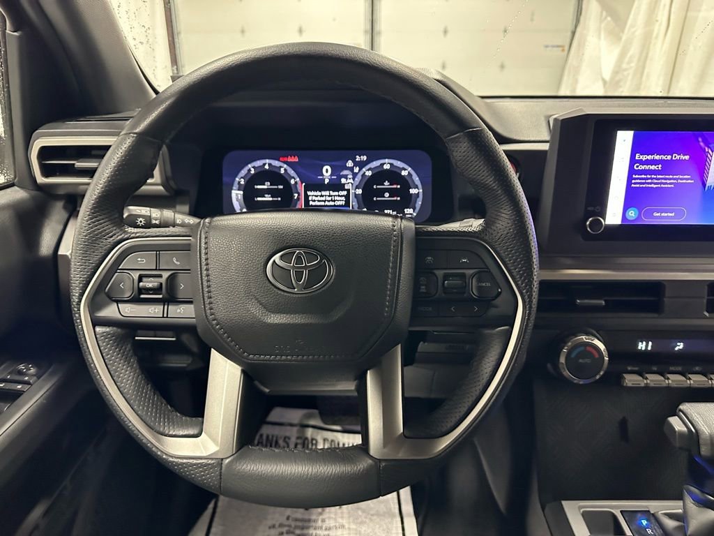 Used 2025 Toyota Tacoma TRD Off-Road image 17