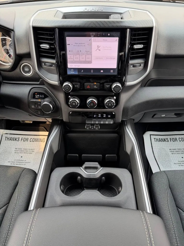 New 2026 RAM 1500 Express AWD/4WD image 12