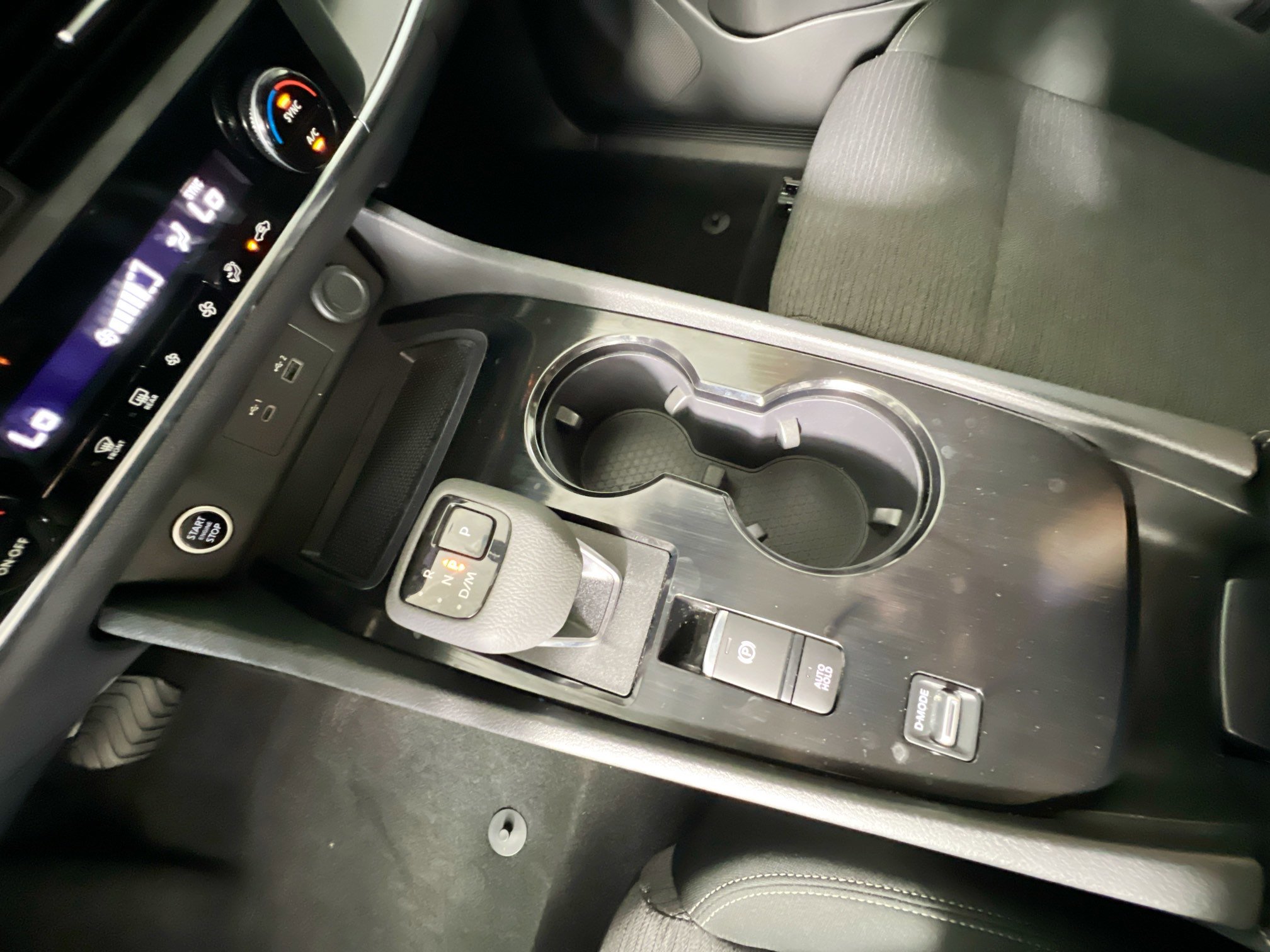 Used 2023 Nissan Rogue SV FWD image 26