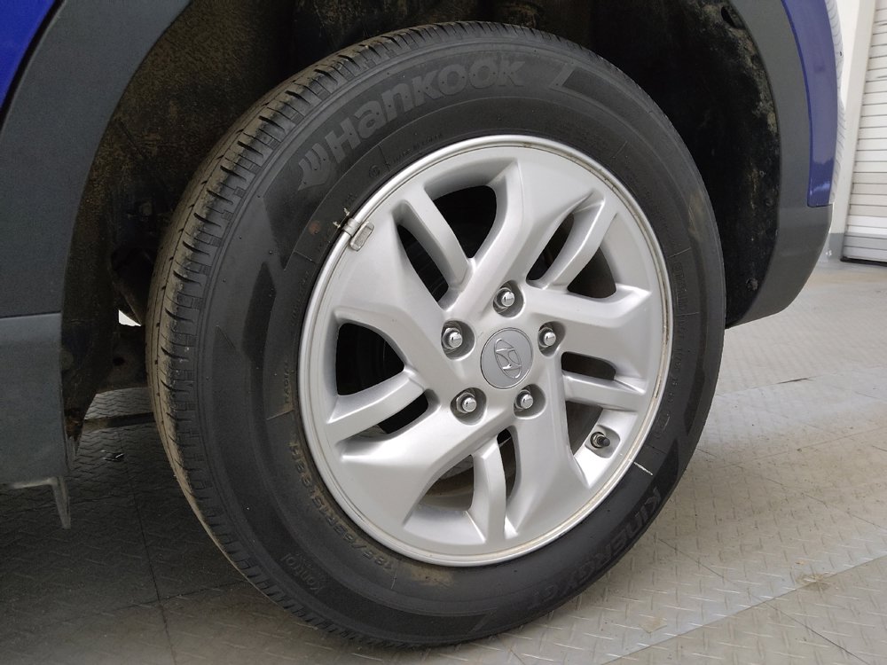 Used 2024 Hyundai Venue SE image 31