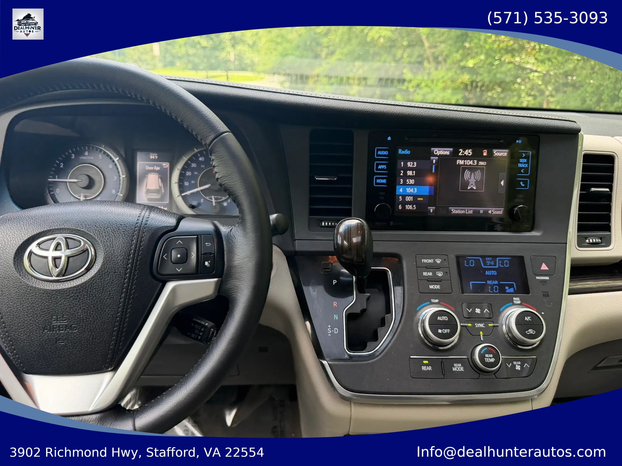 Used 2015 Toyota Sienna XLE w/ XLE Navigation Package FWD image 29