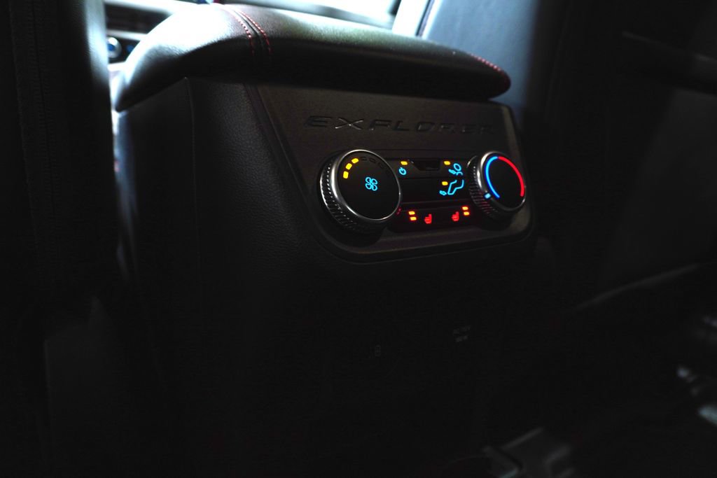 Used 2025 Ford Explorer ST w/ Sun And Sound Package image 26