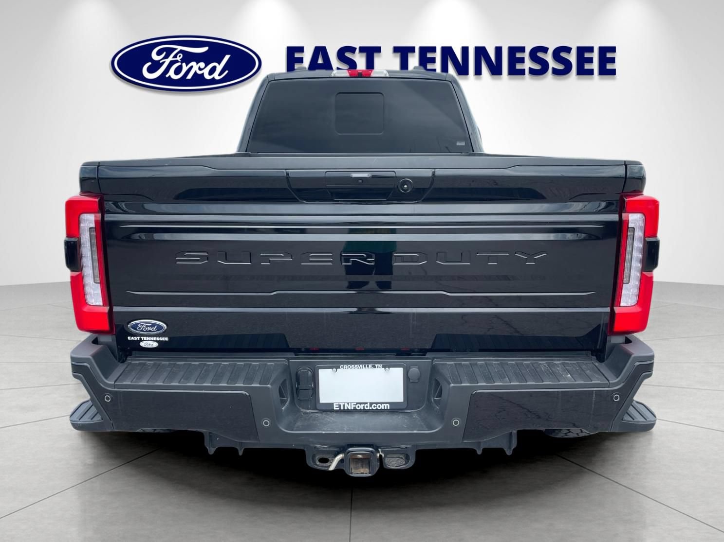 Used 2025 Ford F450 Platinum w/ FX4 Off-Road Package AWD/4WD image 4