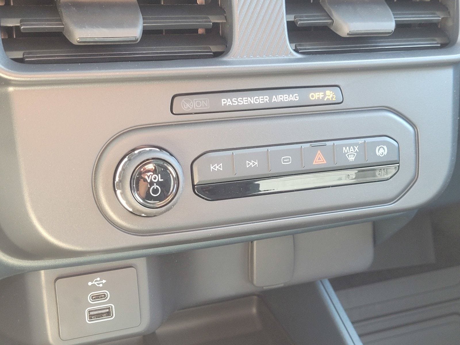 New 2026 Ford Maverick XL AWD/4WD image 23