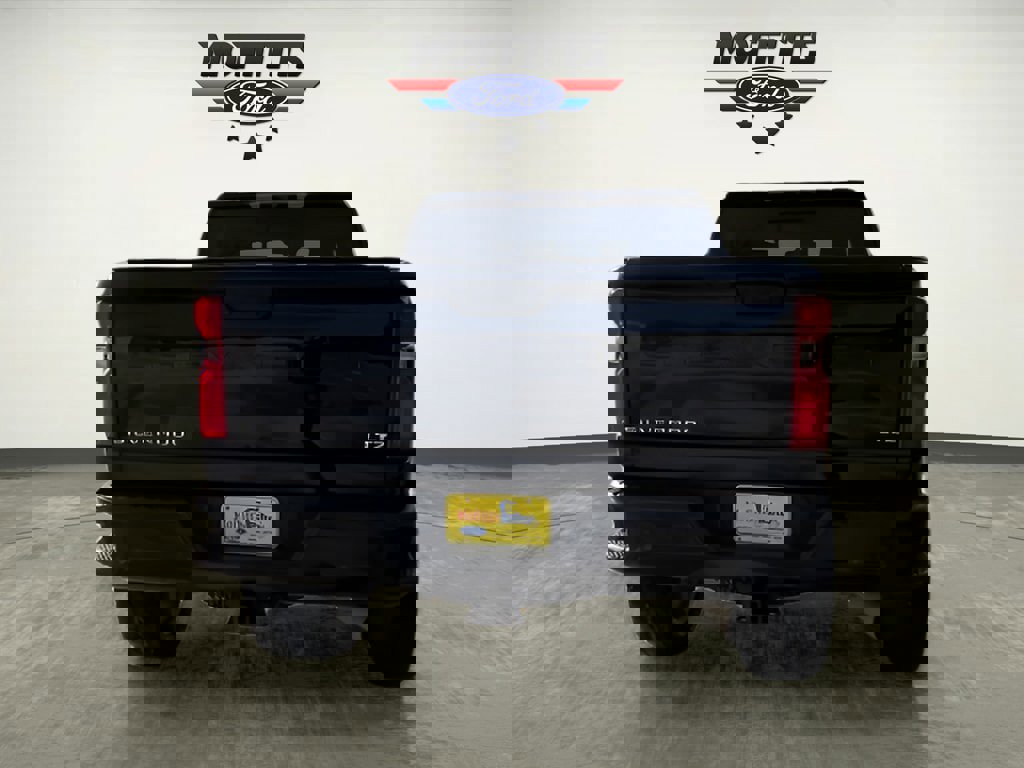 Used 2022 Chevrolet Silverado 2500 LTZ w/ Carhartt Edition image 4