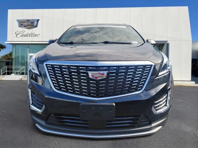 Certified 2024 Cadillac XT5 Premium Luxury w/ Technology Package FWD image 5