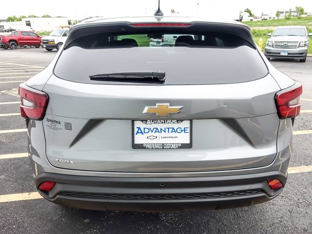 New 2026 Chevrolet Trax LS FWD image 7