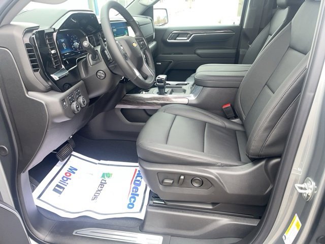 New 2025 Chevrolet Silverado 1500 LTZ image 21