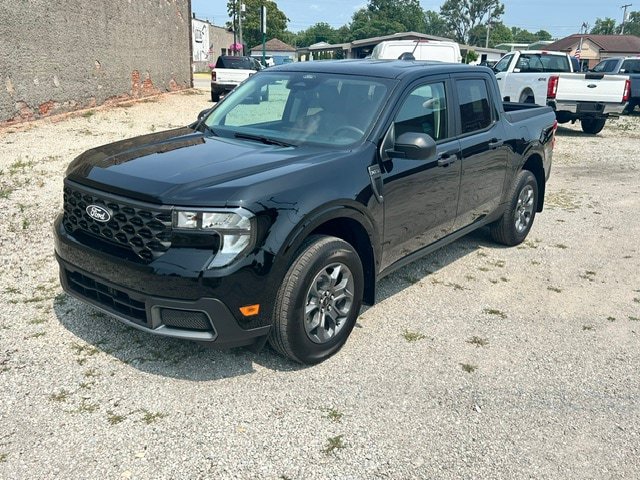 New 2026 Ford Maverick XLT FWD image 3