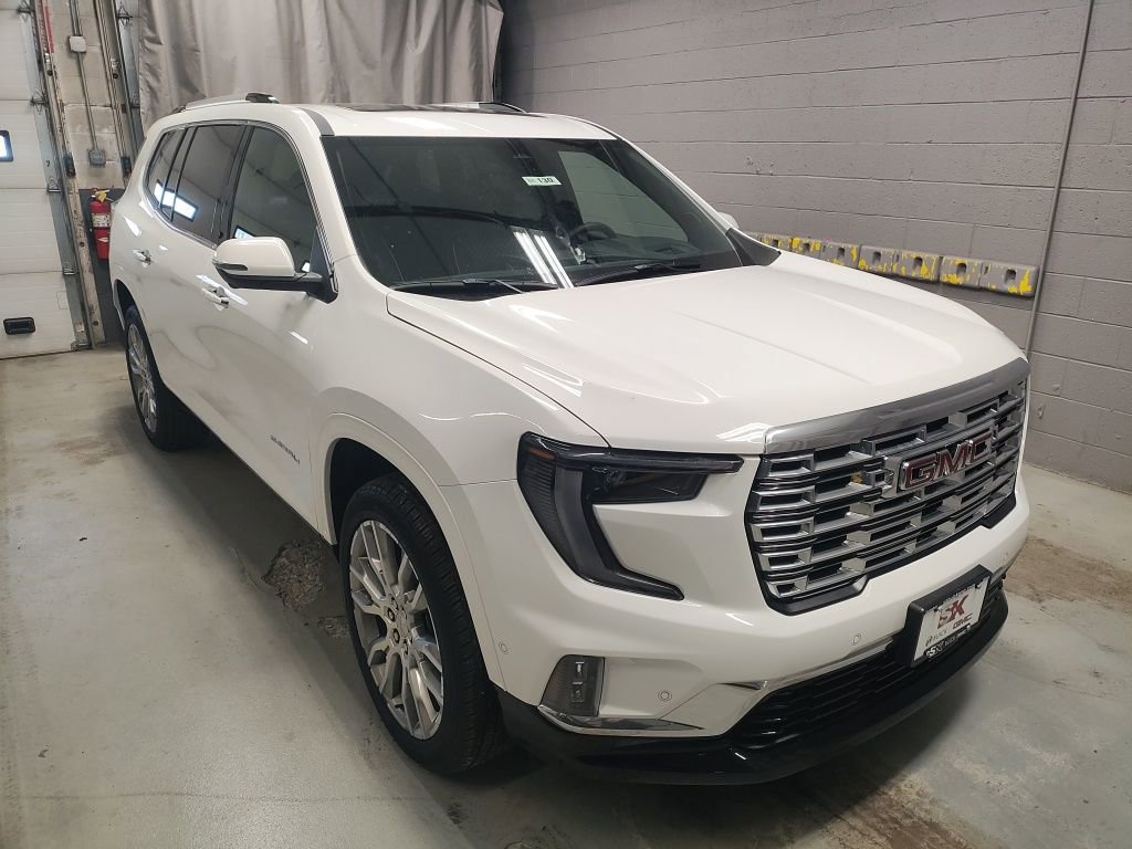 New 2026 GMC Acadia Denali w/ Super Cruise Package image 5