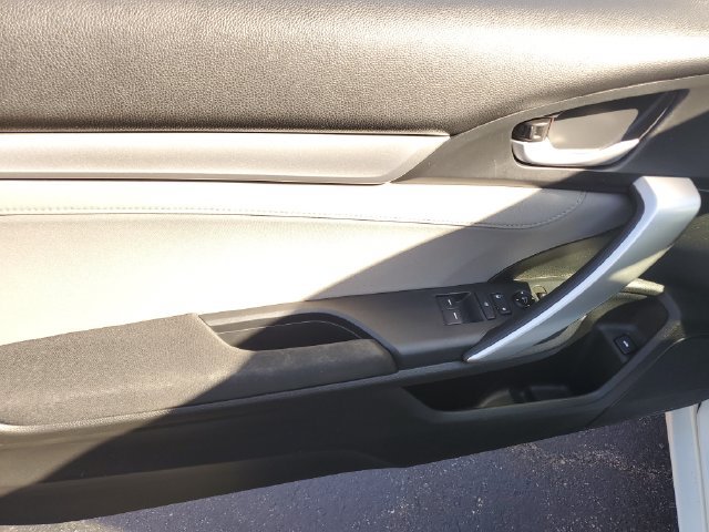 Used 2017 Honda Civic EX-T image 16