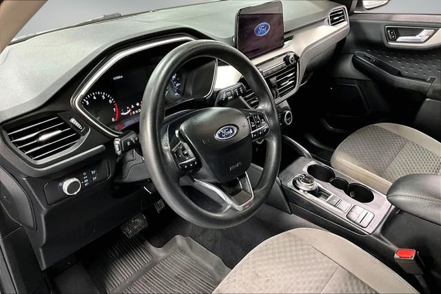 Used 2020 Ford Escape SE image 15