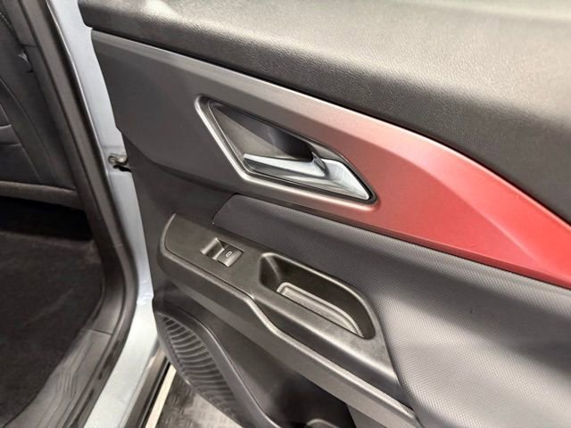 Used 2024 Chevrolet Equinox EV RS image 25