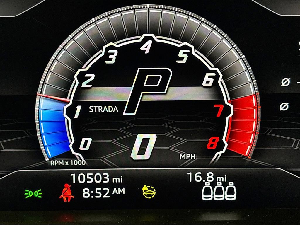 Used 2021 Lamborghini Urus image 11