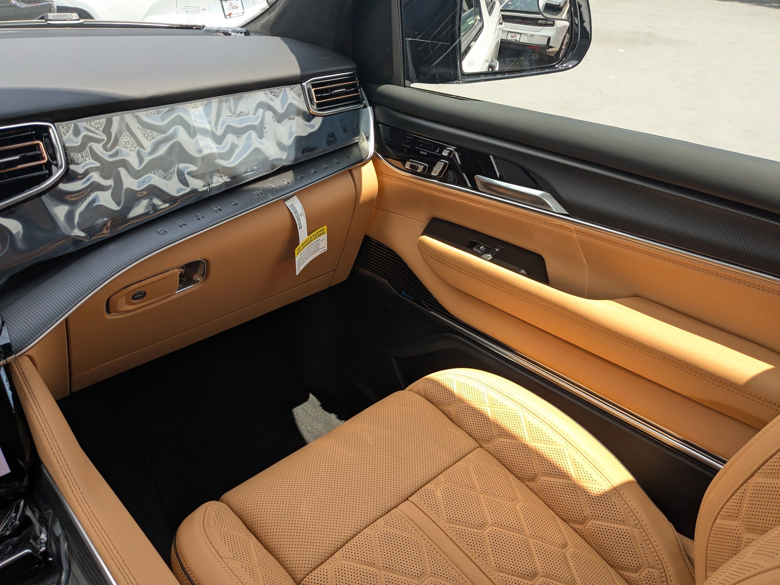 New 2026 Jeep Grand Wagoneer Summit AWD/4WD image 15