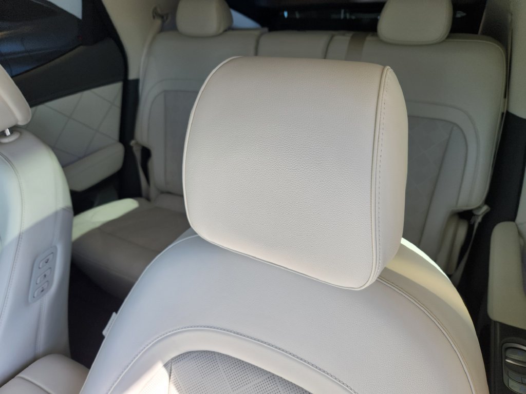 New 2027 Genesis GV60 Prestige AWD/4WD image 12