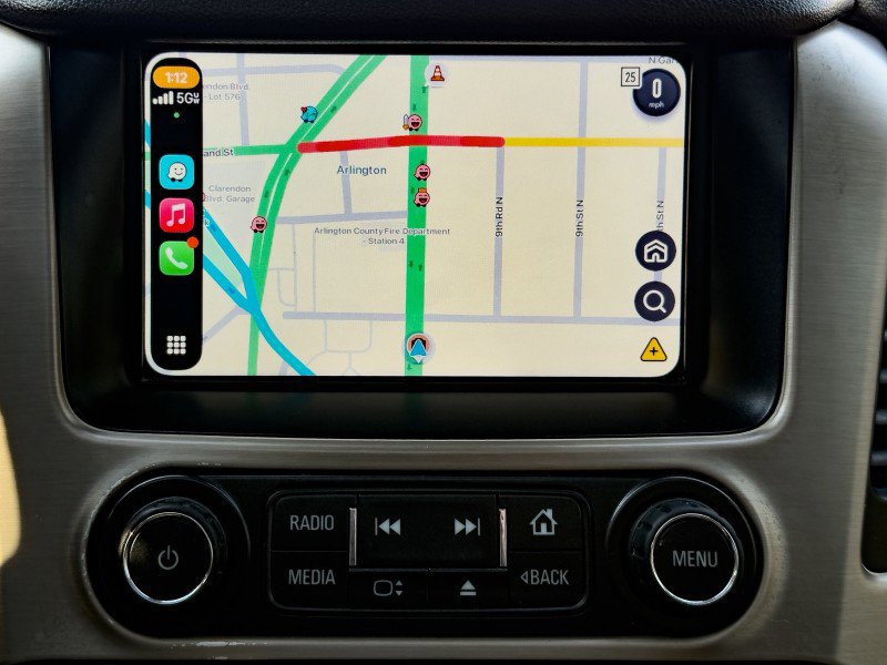 Used 2016 GMC Yukon Denali w/ Open Road Package image 27