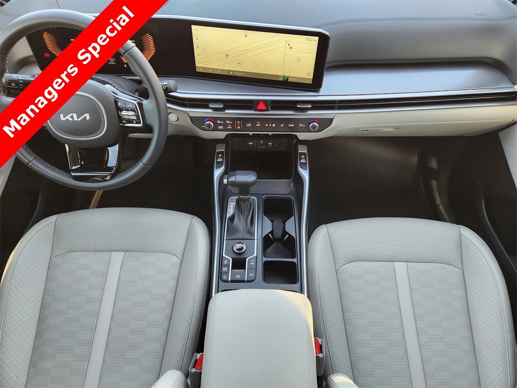 New 2025 Kia Sorento S image 18