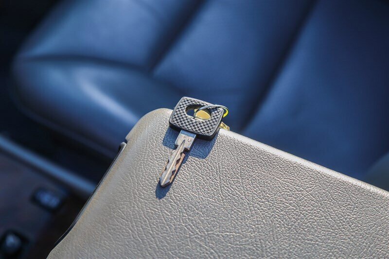 Used 1995 Mercedes-Benz E 320 Convertible image 96