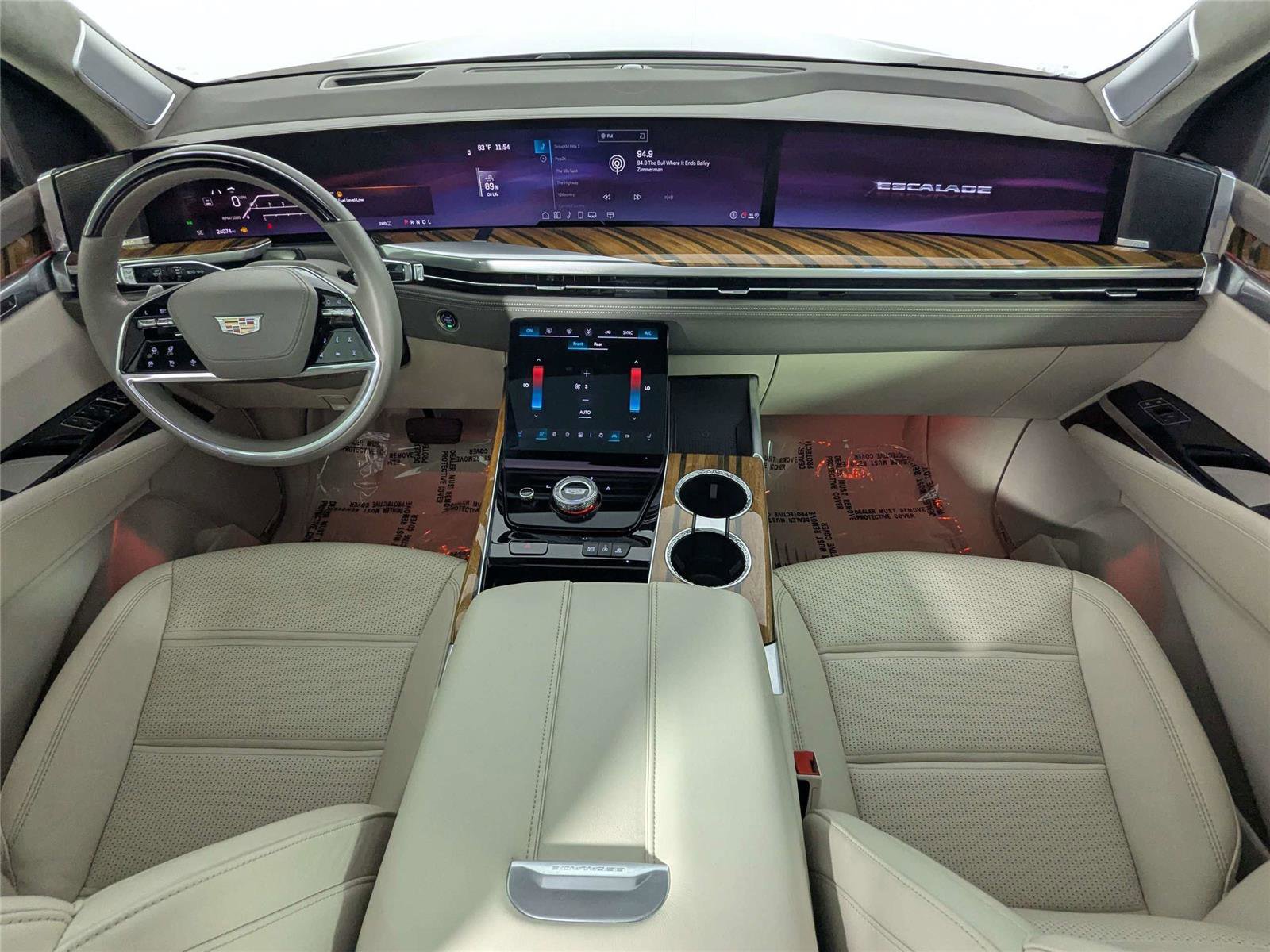 Used 2025 Cadillac Escalade Sport Platinum w/ LPO, Floor Liner Package AWD/4WD image 47