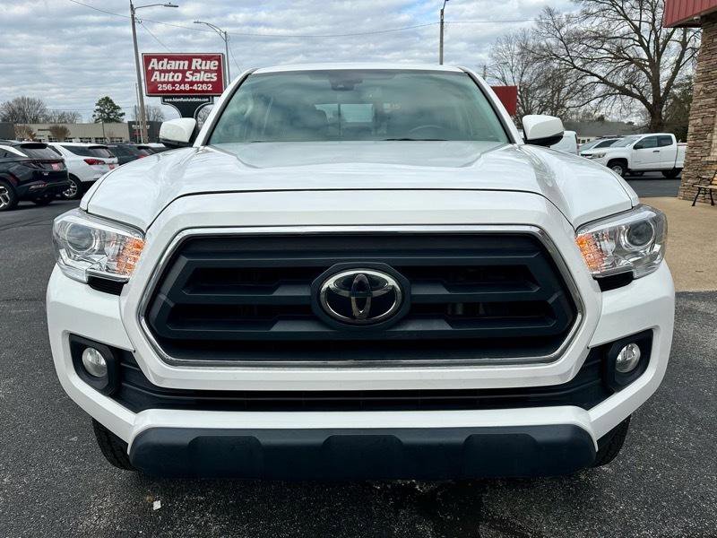 Used 2023 Toyota Tacoma SR5 w/ Technology Package AWD/4WD image 3