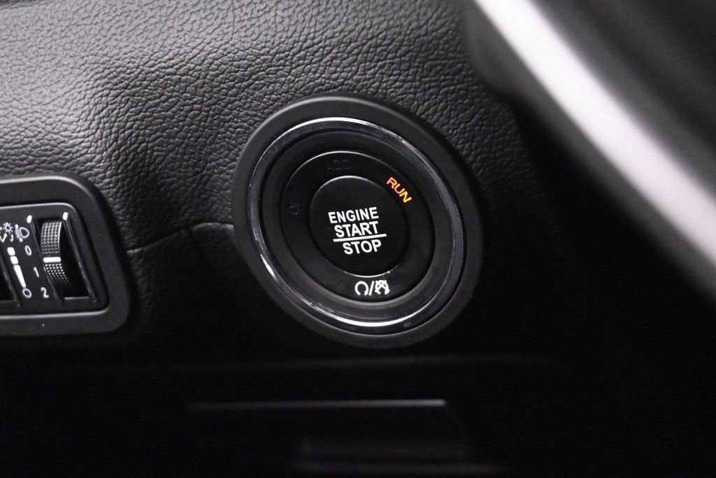 Used 2021 Maserati Ghibli S RWD image 43