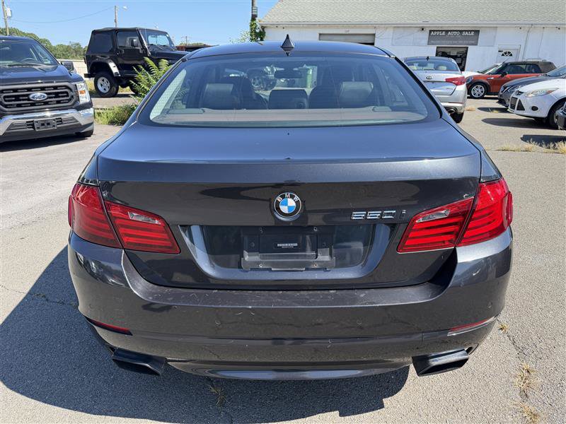 Used 2012 BMW 550i xDrive Sedan AWD/4WD image 5