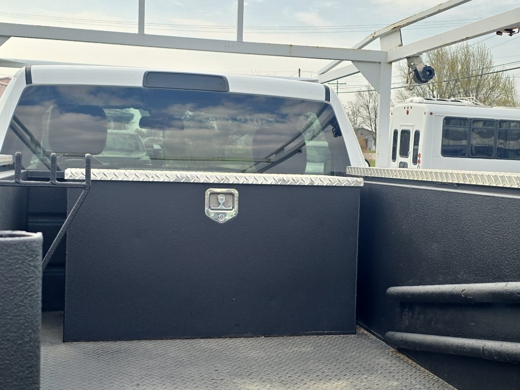 Used 2018 RAM 3500 Tradesman w/ Power & Remote Entry Group RWD image 10