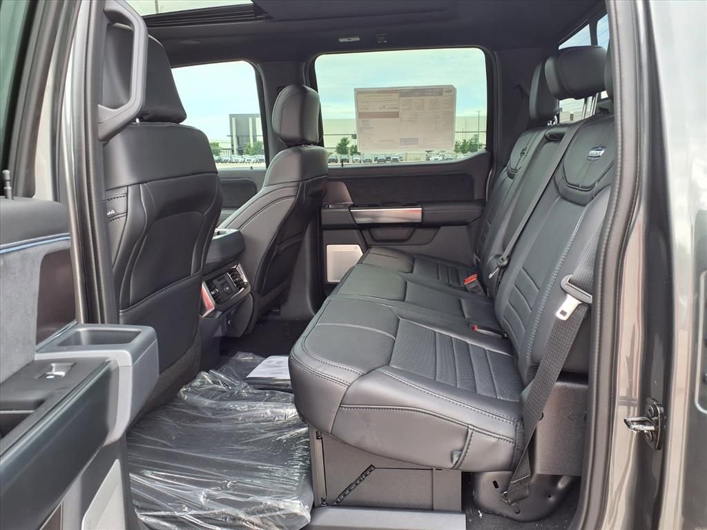New 2026 Ford F250 Platinum w/ Tremor Off-Road Package AWD/4WD image 22