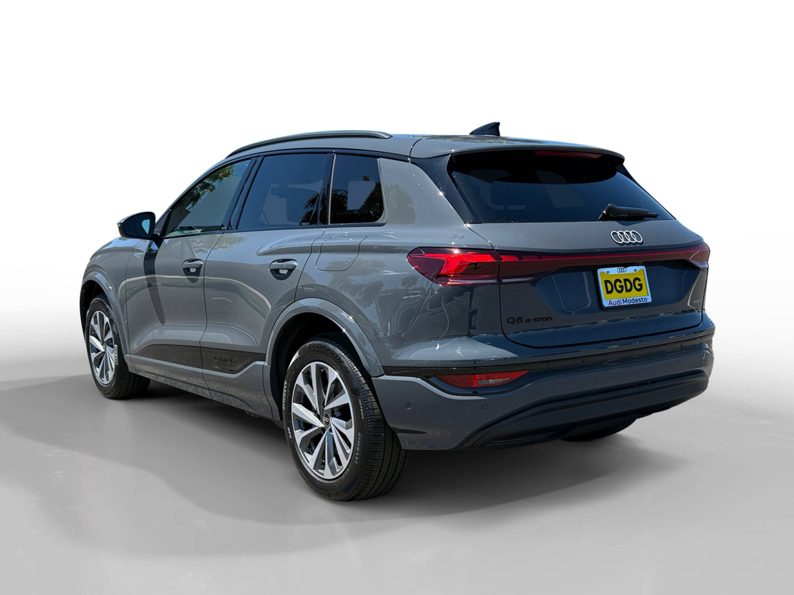 New 2027 Audi Q6 e-tron Premium AWD/4WD image 3