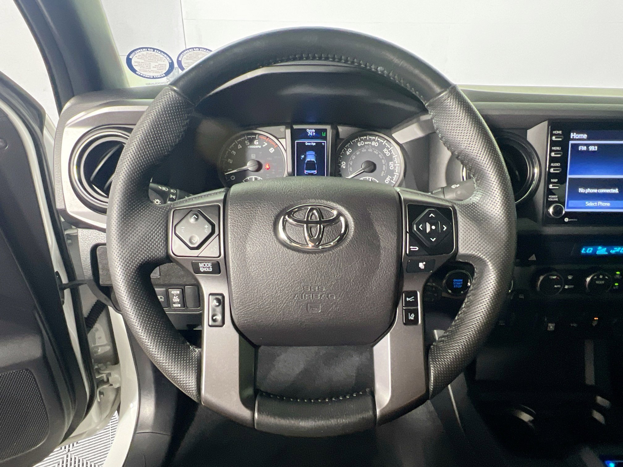 Used 2021 Toyota Tacoma TRD Off-Road image 17