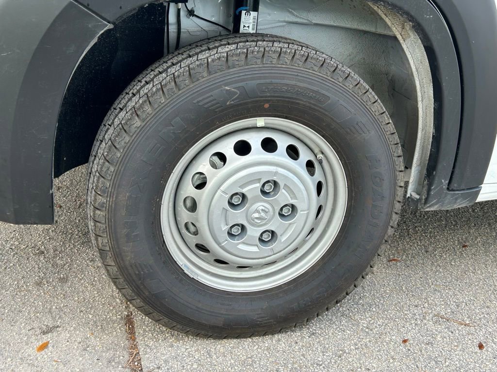 New 2025 RAM ProMaster 3500 w/ Crew Van Package image 21