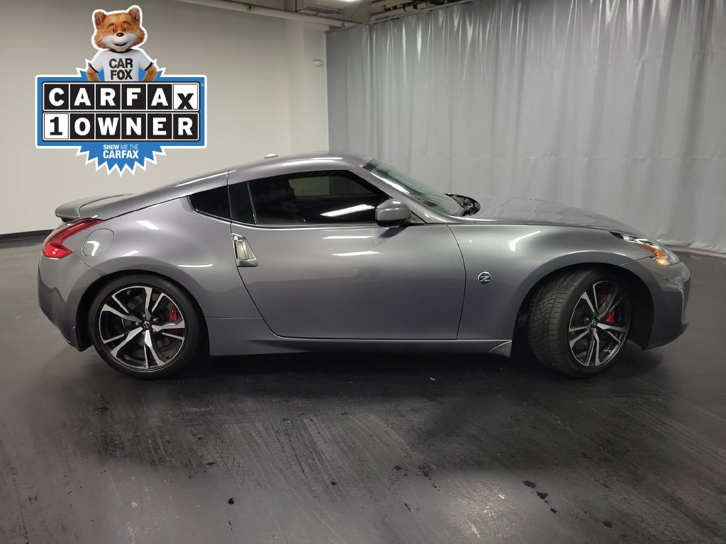 Used 2020 Nissan 370Z Touring Sport RWD image 9
