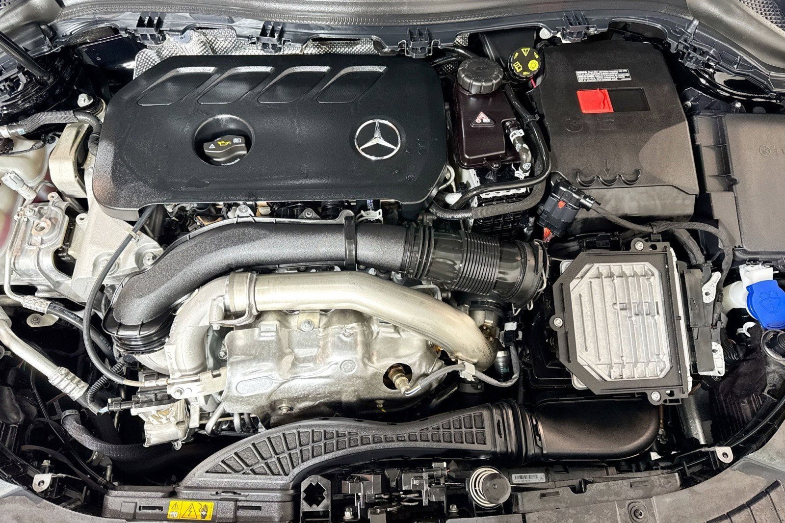 Certified 2025 Mercedes-Benz GLA 250 image 28