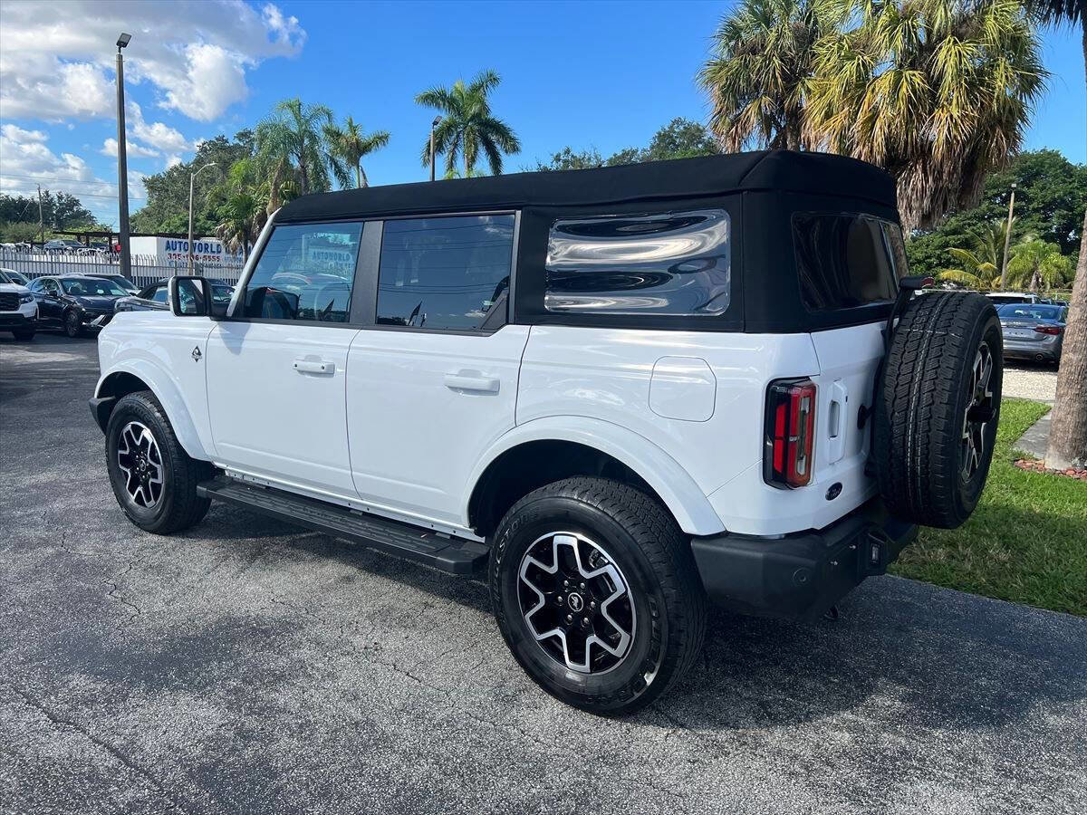 Used 2024 Ford Bronco Outer Banks image 7